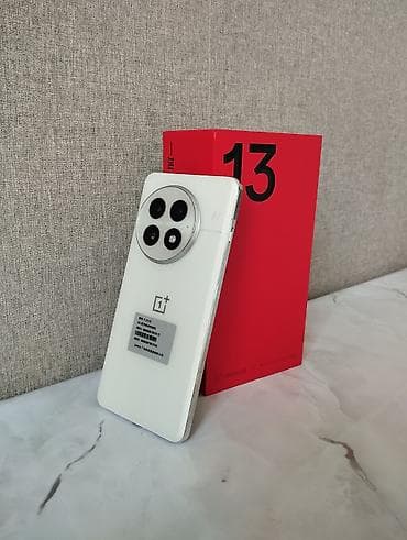 mercedes s63: OnePlus 13, Новый, 256 ГБ, цвет - Белый, 2 SIM — 1