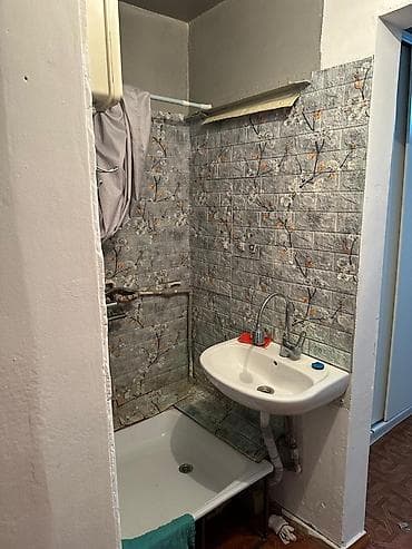 комн: 16 м², Без мебели — 3