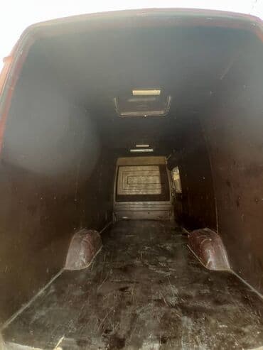 кара топурак портер: Porter, Көчүү, эмеректерди көчүрүү, Регион боюнча, Өлкө боюнча, Шаар ичинде, жүк ташуучу жумушчусу менен — 2