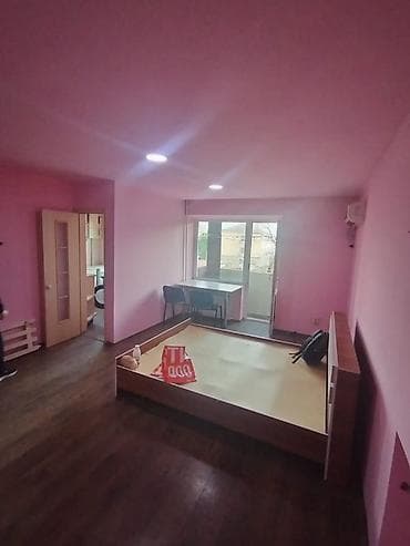 osh flat: 1 комната, 30 м², Хрущевка, 4 этаж — 3