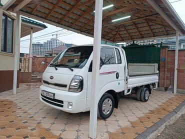 срочно в связи с переездом: Kia : 2020 г., 2.5 л, Механика, Газ, Пикап — 2