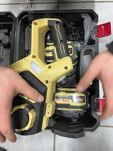 Сварочные аппараты: Аккумуляторная цепная пила 24V в чемодане Комплектация: - Пила с — 1