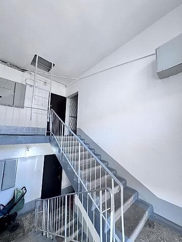 3 комн 9 микрорайон: 3 комнаты, 70 м², 106 серия, 9 этаж, Косметический ремонт — 9