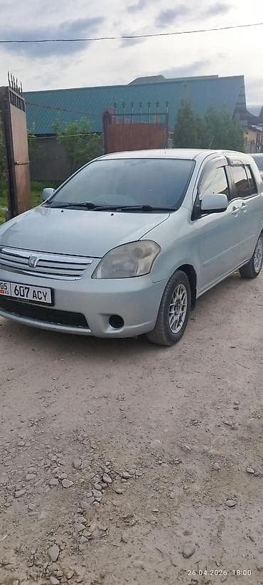 mini jack: Toyota Raum: 2003 г., Минивэн — 7