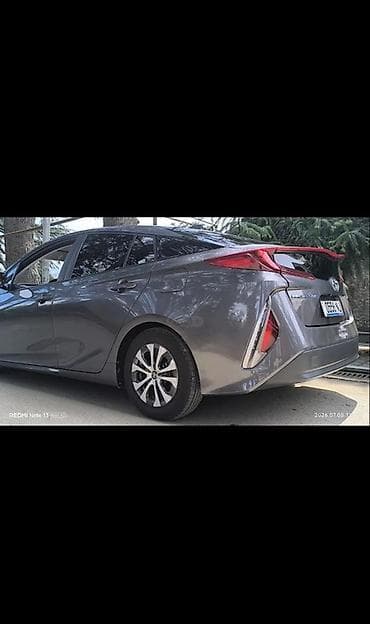 byd e2 2019: Toyota Prius: 2020 г., 1.8 л, Автомат, Гибрид, Лифтбек — 3