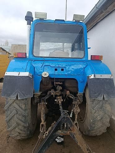 Тракторы МТЗ (Беларус): Трактор колесный «Беларус» (МТЗ) Основные характеристики: - Кабина — 2
