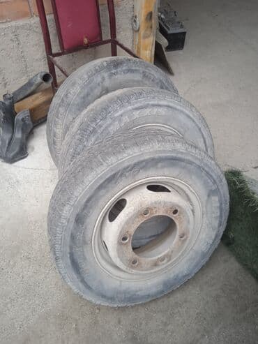 maxxis: Запчасти от грузовика/фургона малого класса. В наличии: - Передняя — 4