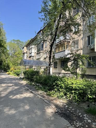 Квартиры: 3 комнаты, 58 м², 104 серия, 1 этаж, Косметический ремонт — 9