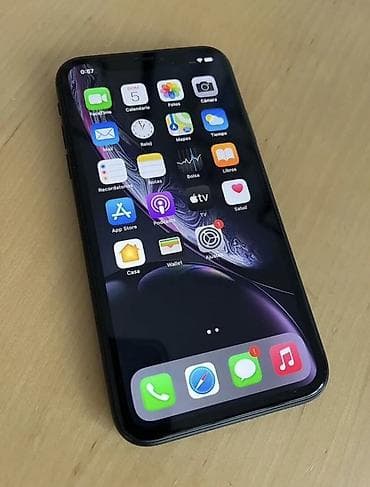 iphone zr: IPhone Xr, Б/у, 128 ГБ, Черный, Чехол, 78 % — 2