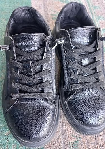 сороконожки найк: Кроссовки NBGLOBAL, черные. - Материал верха: фактурная экокожа. - — 2