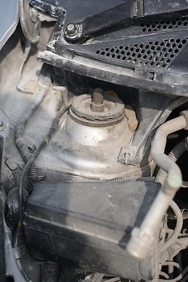 mercedesbenz e600: Honda Fit: 2003 г., 1.3 л, Вариатор, Бензин, Хэтчбэк — 5