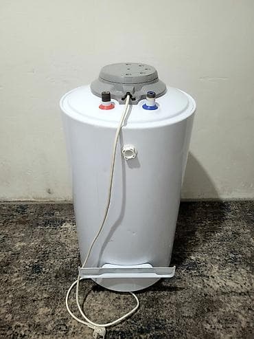 щелевая лампа: Б/у аристон 50л мощность 1.5kw рабочий состояние хороше хороше — 3