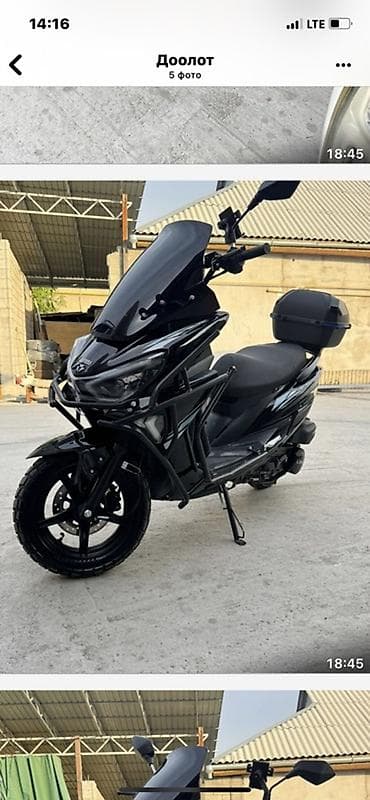 Пробег 300 Жаны скутер Скутер/макси-скутер черного цвета с