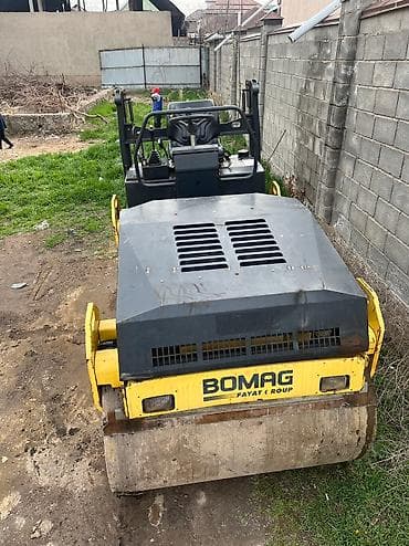 Буюртмага тосмолор: Услуга катка 5т, услуга виброкаток, трамбовка котлована, уплотнение — 1