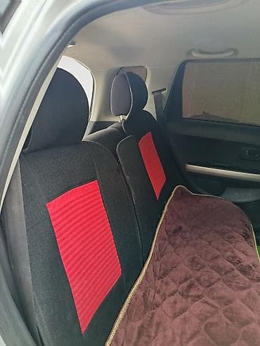 2 4 д: Toyota Ist: 2002 г. — 3