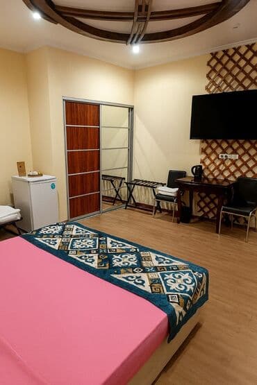 дом с бассейном посуточно: 1 комната, Бронь, Бытовая техника, Домофон — 3