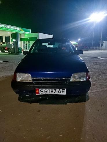 опель вектора с: Opel Kadett: 1991 г., 1.5 л, Механика, Бензин, Хэтчбэк — 2