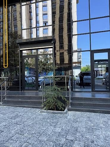 район бгу: Аренда офисов, 90 м², В жилом комплексе — 4