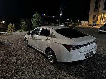 byd e3: Hyundai Avante: 2021 г., 1.6 л — 4