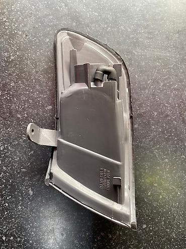 legacy: Левый поворотник Subaru — 2