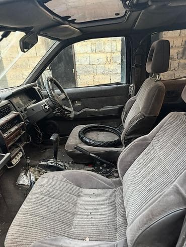 a6 c4: Nissan Terrano: 1992 г., Автомат, Внедорожник — 3