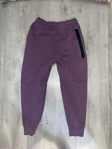 dc dc: 1.Жилет: - Цвет: черный - Прямой крой, V-образный вырез - Застежка на — 3