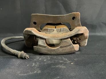 система форсунок: Toyota Mark 2 Blit GX110 (кузов 110) передний тормозной суппорт в — 1