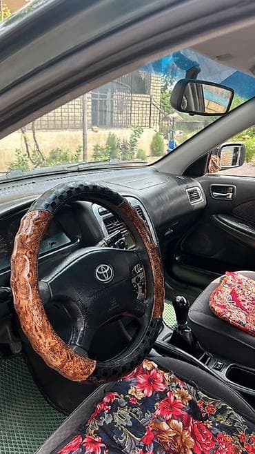 full construction: Toyota Avensis: 2002 г., 1.8 л, Механика, Бензин, Седан — 6