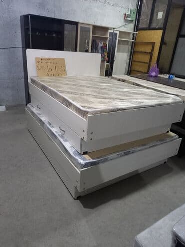 Двуспальная кровать, Новый, С матрасом, длина - 190 см