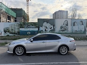 Продажа авто: Toyota Camry: 2018 г., Вариатор, Гибрид, Седан — 2