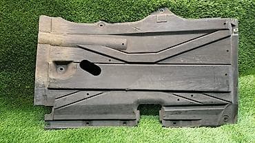 bew e34: Защита днища кузова левая Е39 8 176 757 Год 2000 В отличном — 3