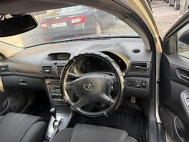 sprinter 2 9: Toyota Avensis: 2003 г., 2 л, Автомат, Бензин, Седан — 5