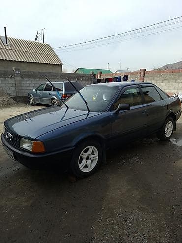 infinity fx35: Audi 80: 1988 г., 1.8 л, Ручные, Бензин, Седан — 10