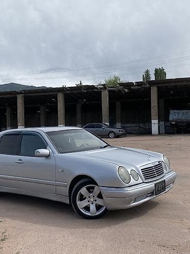 70 сом: Mercedes-Benz E-Class: 1997 г., 2.4 л, Кол менен иштөөчү, Бензин, Седан — 4