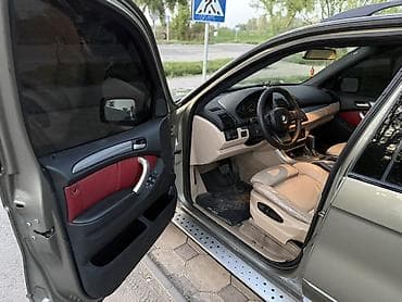 BMW X5: 2004 г., 4.4 л, Автомат, Бензин, Кроссовер — 8