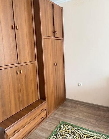 одна квартира: 1 комната, 32 м², 4 этаж, Косметический ремонт — 4