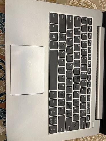 Ноутбуки Lenovo: Lenovo IdeaPad (серия 300/320/330 – серебристый корпус) - Экран — 3