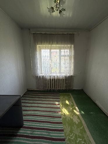 коттедж продаю: 📍Продается участок с домом под снос 📍Адрес: Кемеровский переулок, 6 — 7