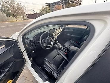 набор красок: Kia K3: 2018 г., 1.6 л, Автомат, Бензин, Седан — 4