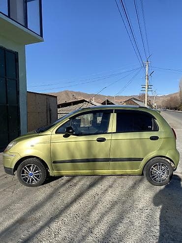 Продажа авто: Chevrolet Spark: 2009 г., 0.8 л, Механика, Бензин, Хэтчбэк — 2
