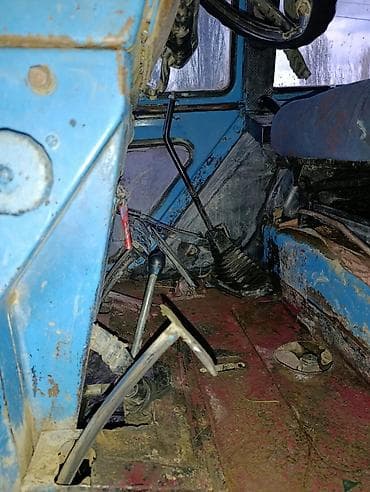 мазовский прицеп: Срочно доставка болот Трактор колесный МТЗ-80/82 (с кабиной) - Цвет — 10