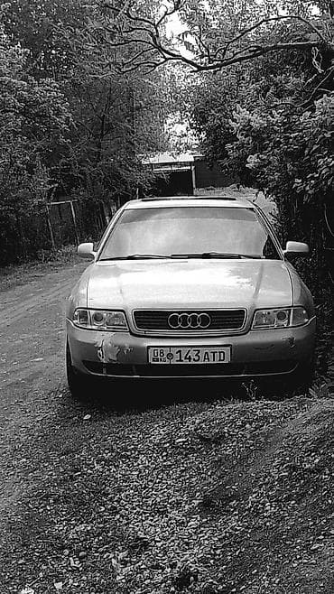 капот на бмв е34: Audi A4: 1995 г., 1.6 л, Механика, Бензин, Седан — 6