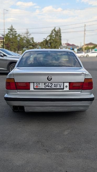 ручка е34: BMW 5 series: 1991 г., 2 л, Механика, Бензин, Седан — 2