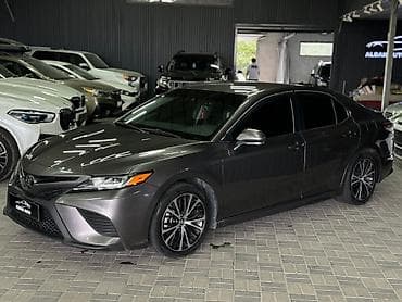 Toyota Camry: 2019 г., 0.5 л, Автомат, Бензин — 1
