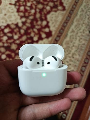 електронні книги: Беспроводные наушники вкладыши с зарядным кейсом - Форм‑фактор — 1