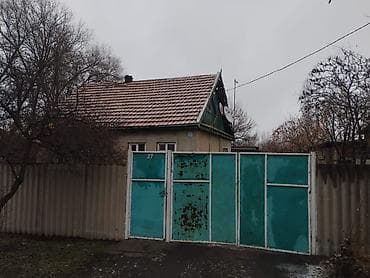 аренда комнаты с подселением: Срочна Уй сатылат 24 сотик 4 комнат уй сарай погрип суусу свет — 1