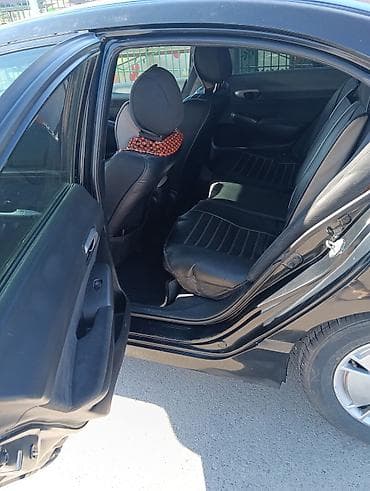 Унаа сатуу: Honda Civic: 2010 г., 1.3 л, Вариатор, Бензин, Седан — 8