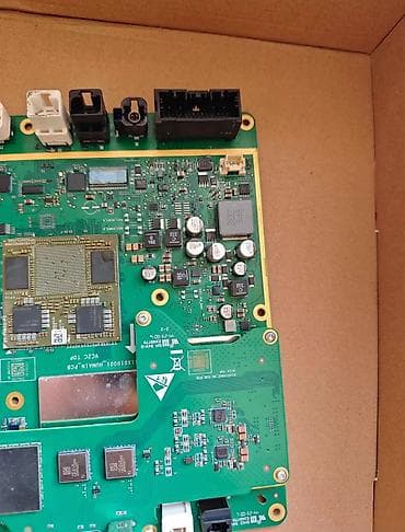 Унаа инструменттери: Запчасти для головного устройства Li Auto L9 (оригинал, снято с — 7