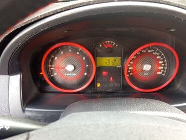 гетс афтамат: Hyundai Getz: 2008 г., 1.4 л, Механика, Газ, Хэтчбэк — 4