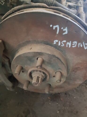 Toyota Avensis 2004, тормозной диск, Тоета Авенсис 2004. Передний